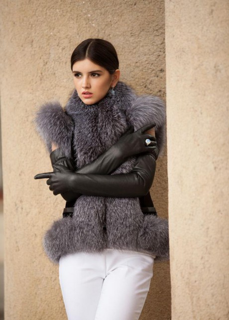 Меховой жилет MaxMara